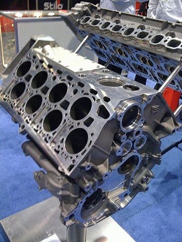 bugatti_veyron_engine2.jpg
